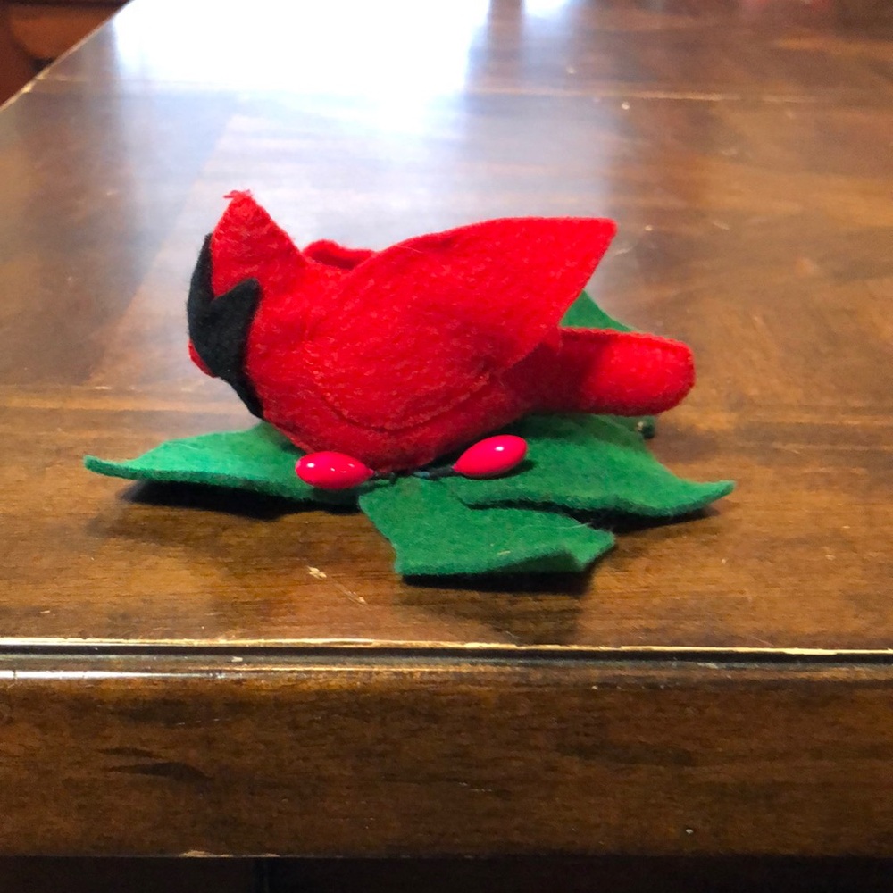 Handcrafted Red Cardinal Ornament - Picture 3 of 6